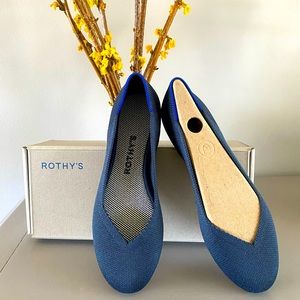 Brand new Rothy’s “THE FLAT”